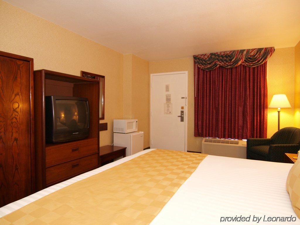 Best Western Salisbury Plaza Bilik gambar